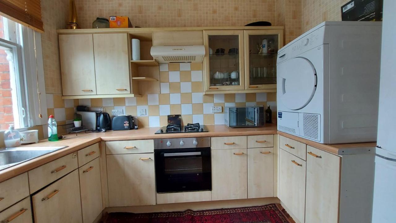 Extra Large One Bedroom Flat With Parking ロンドン エクステリア 写真