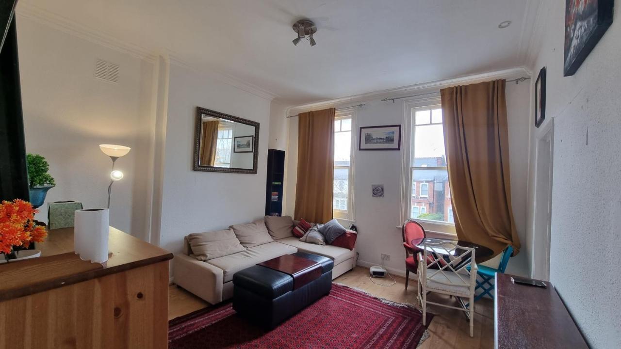 Extra Large One Bedroom Flat With Parking ロンドン エクステリア 写真